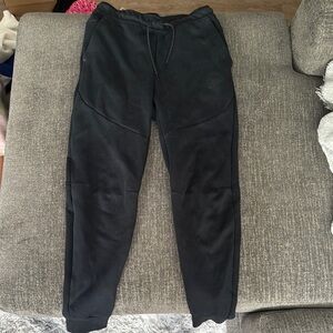 Nike Tech Black Sweatpants